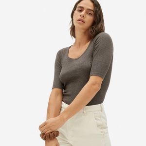 Everlane Micro-rib Scoop-neck Tee XL Never worn